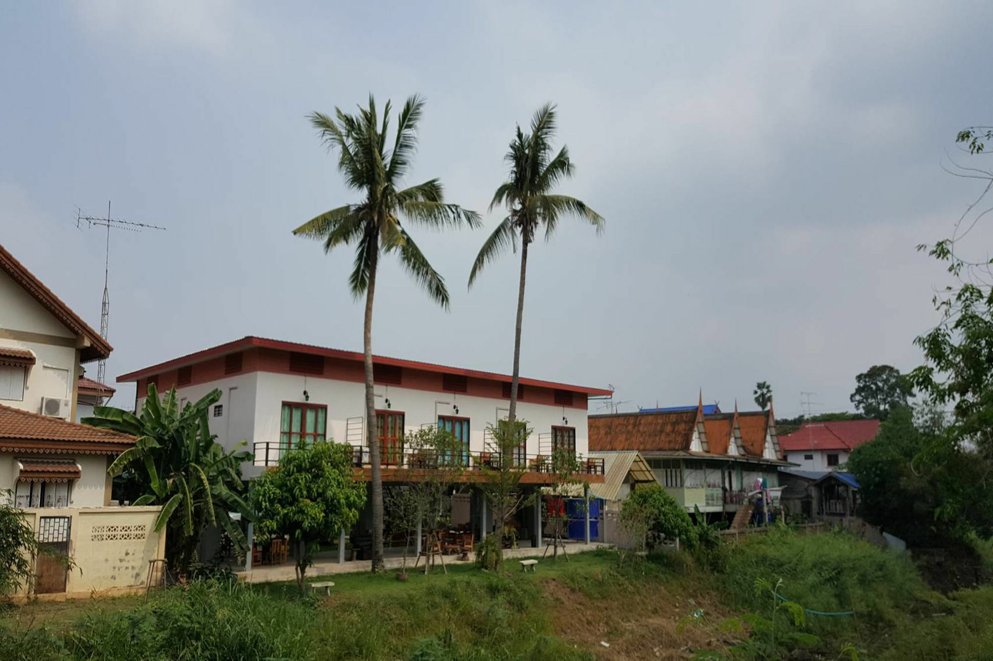 Отель Ban Klong Srabua Аюттхая Экстерьер фото